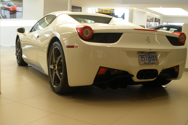 14_Ferrari_Maserati_GT_Showroom_Tile_AutoStone Floor Systems