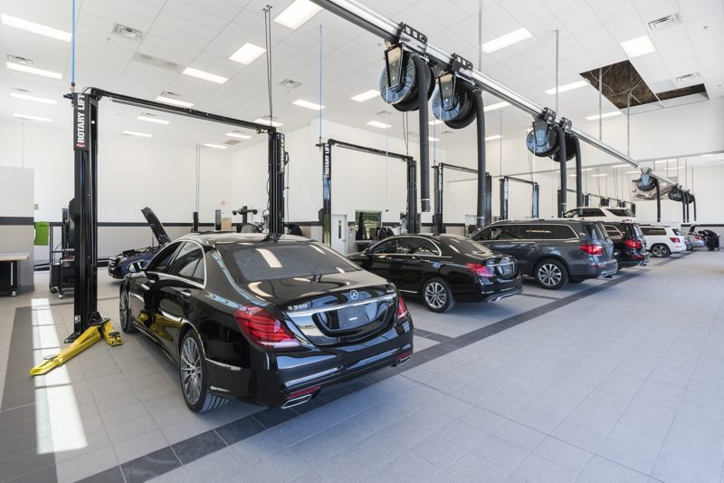 Mercedes-Benz Autohaus2. FT-14 Workshop enviroshop